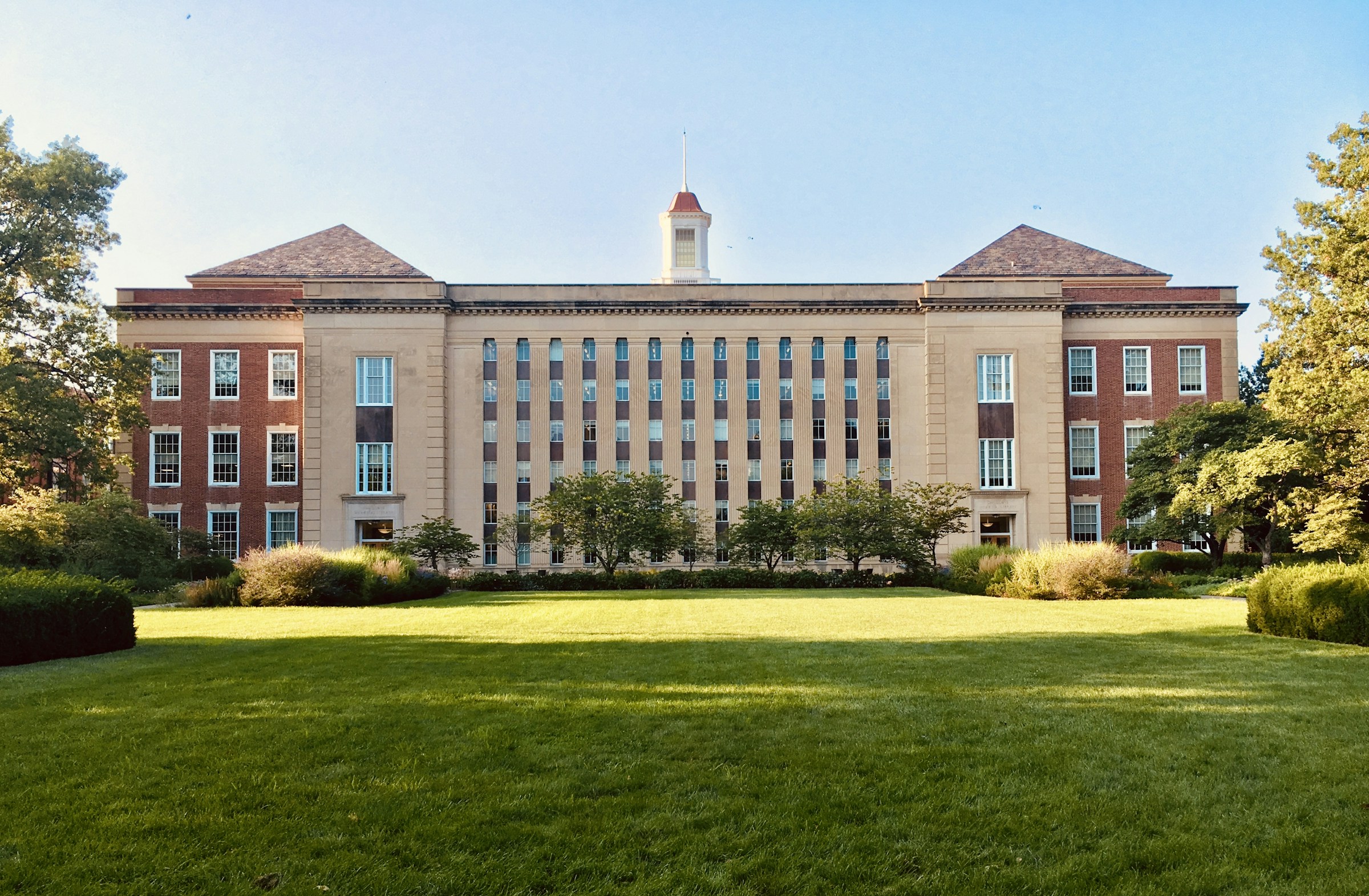 IIMA campus — Indian Institute of Management Ahmedabad